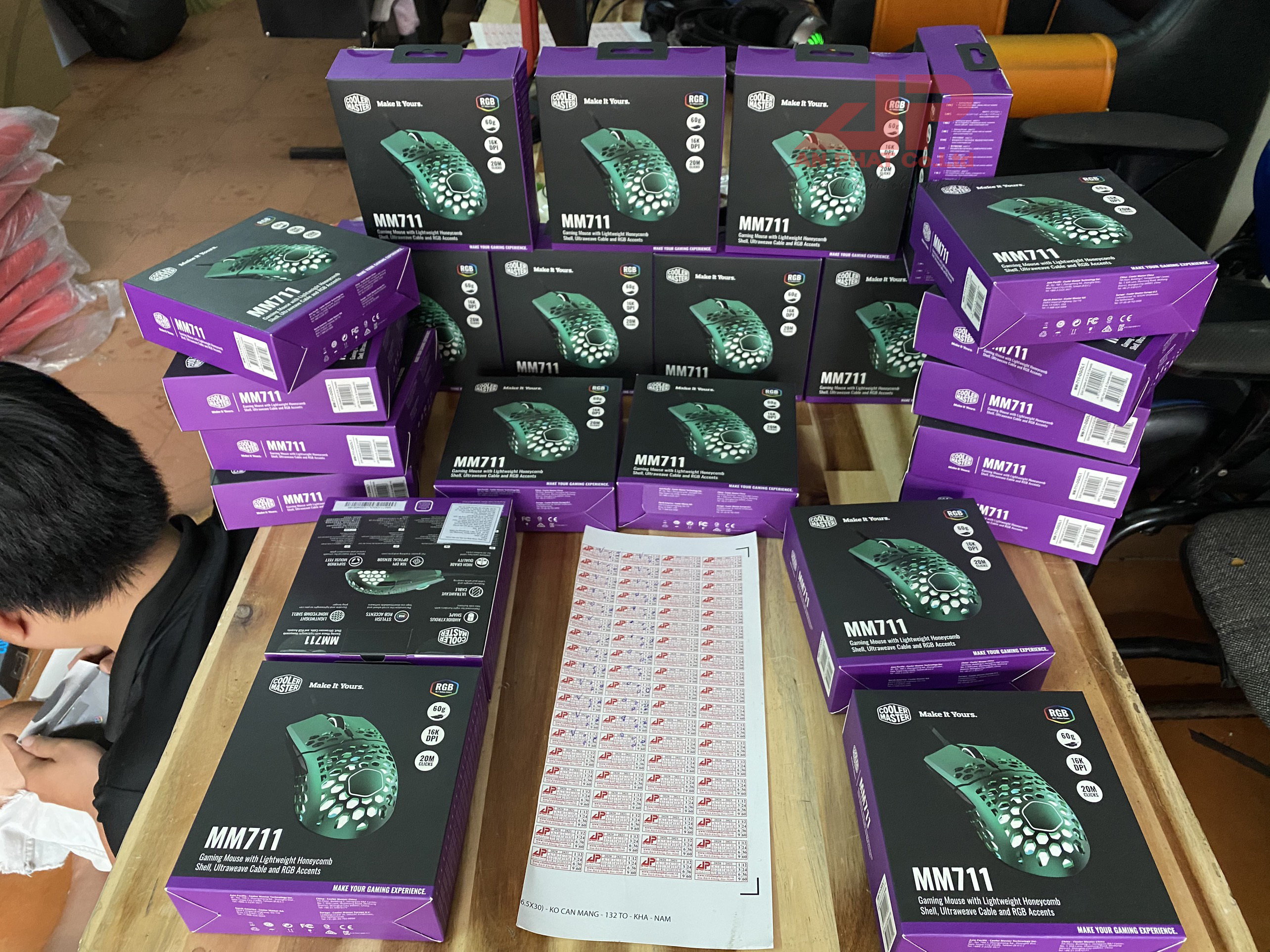 Chuột Gaming Cooler Master MM711 Green RGB